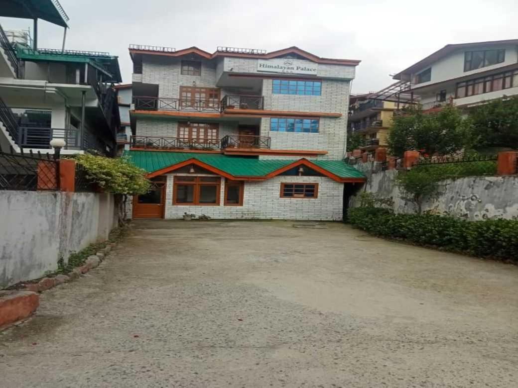 Hotel Himalayan Palace Manāli Esterno foto
